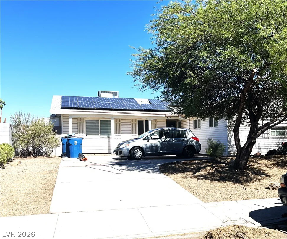 329 Santa Fe, Las Vegas, NV 89145