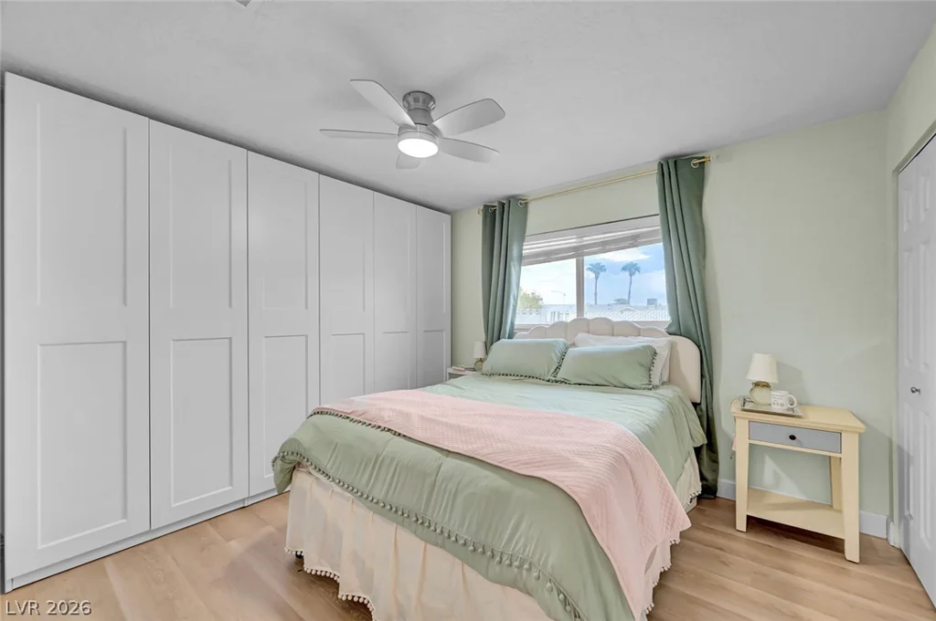 329 Santa Fe, Las Vegas, NV 89145