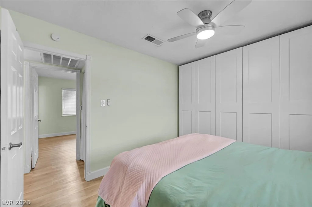 329 Santa Fe, Las Vegas, NV 89145