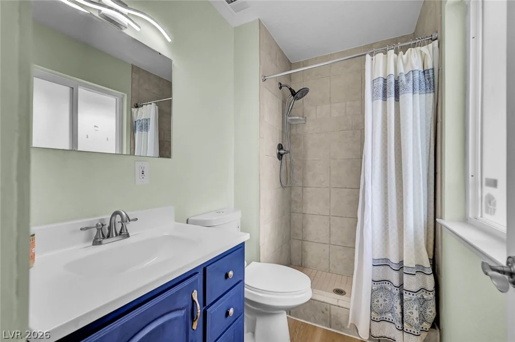 329 Santa Fe, Las Vegas, NV 89145