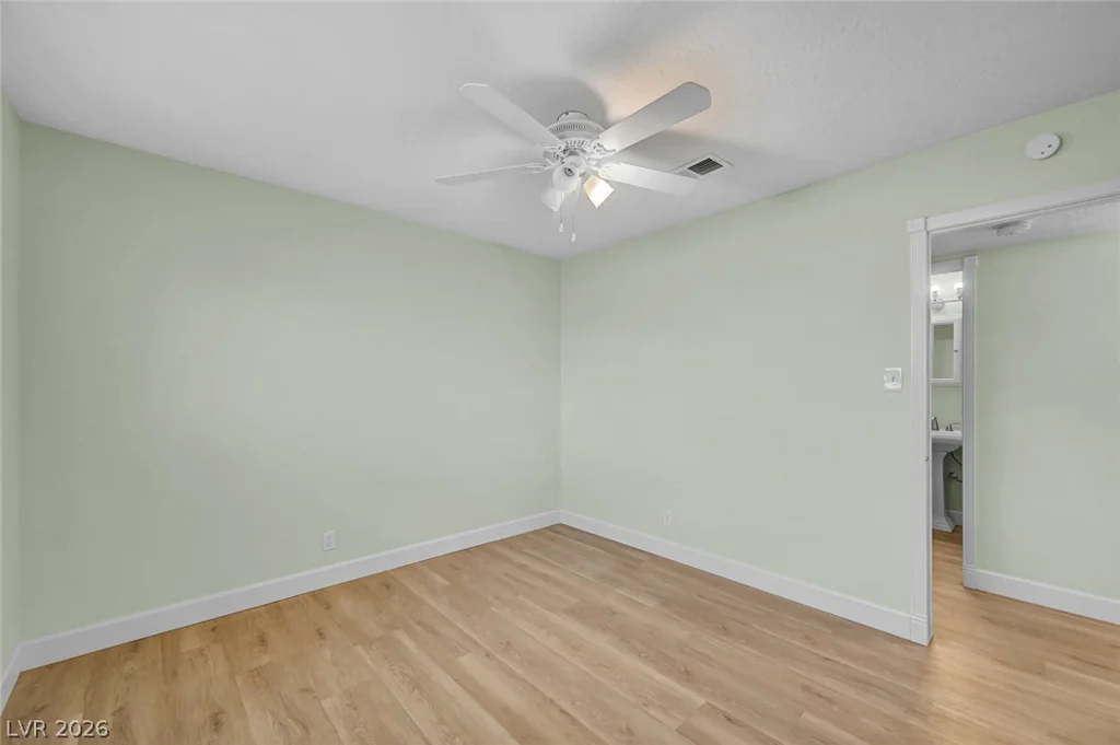 329 Santa Fe, Las Vegas, NV 89145