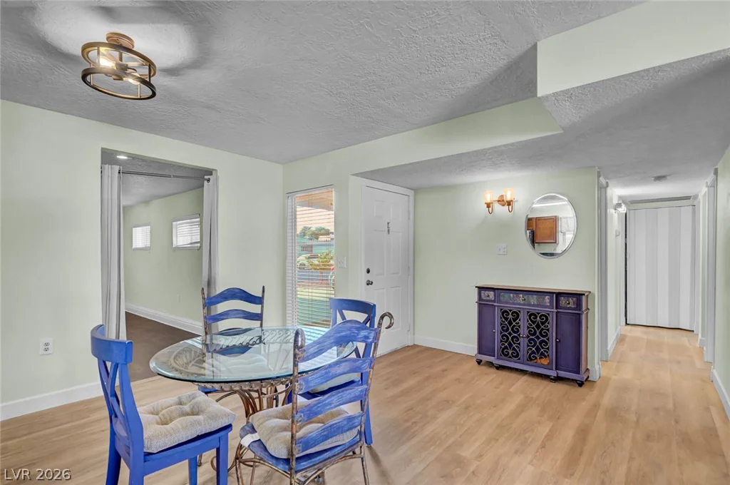 329 Santa Fe, Las Vegas, NV 89145