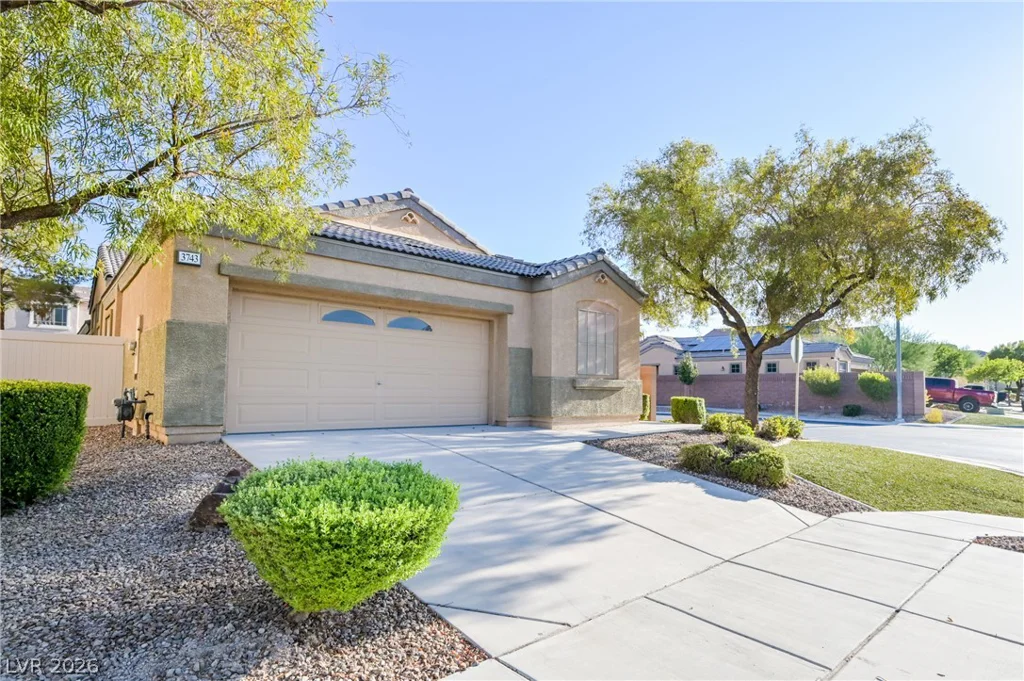 3743 Bella Legato, North Las Vegas, NV 89081
