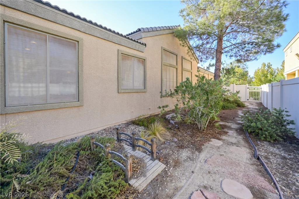 3743 Bella Legato, North Las Vegas, NV 89081