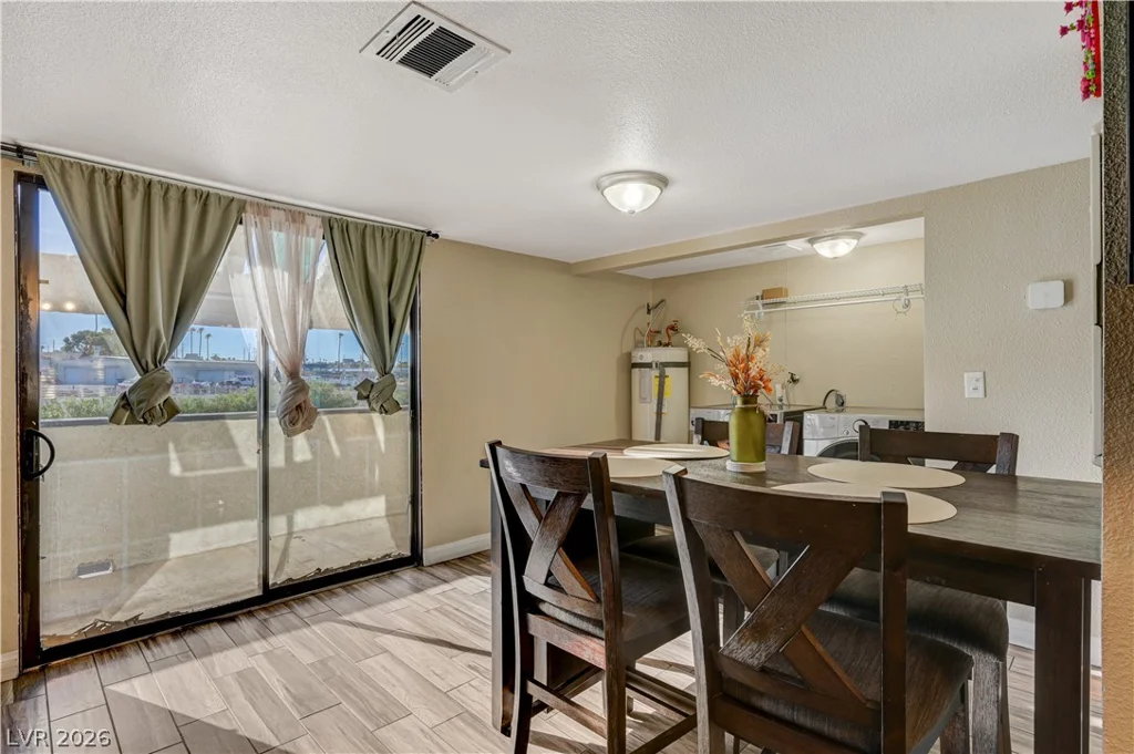 2080 Karen, Las Vegas, NV 89169
