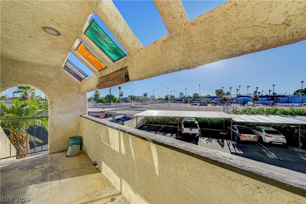 2080 Karen, Las Vegas, NV 89169