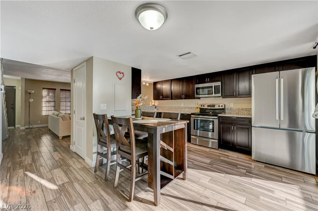 2080 Karen, Las Vegas, NV 89169