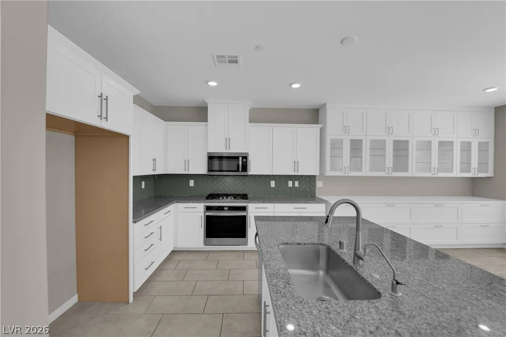 4249 Sago Lily, Las Vegas, NV 89129