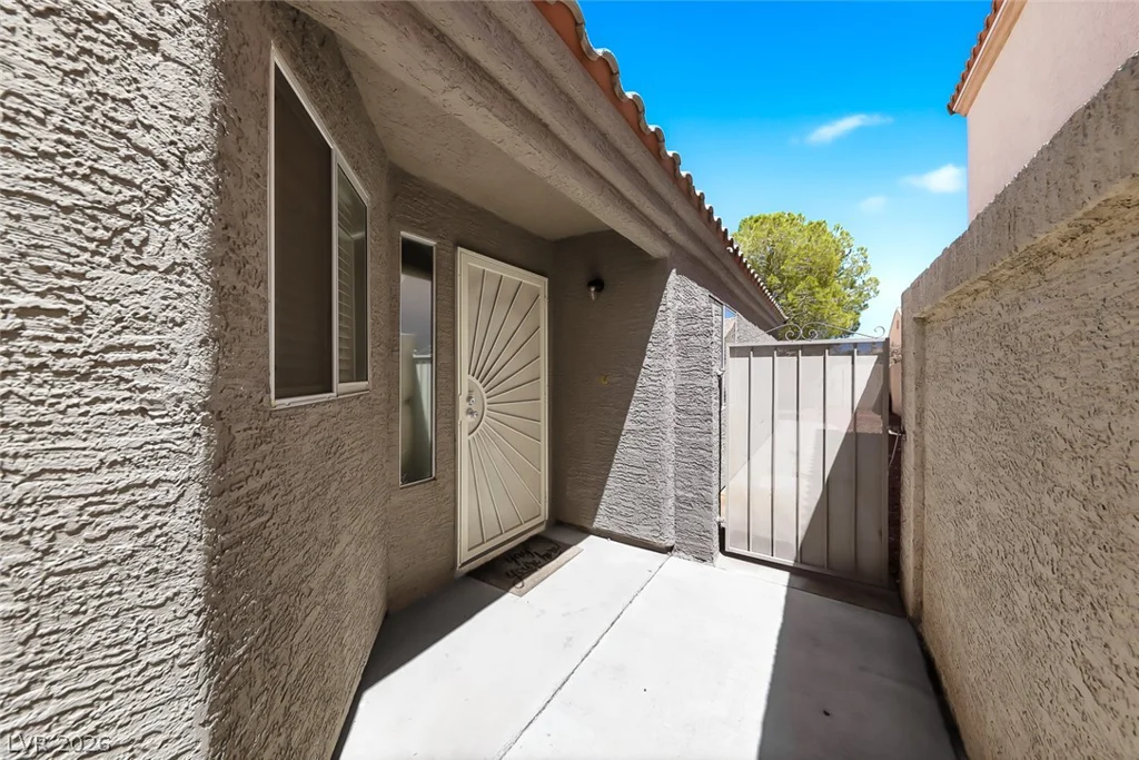 1432 Lucia, Las Vegas, NV 89128