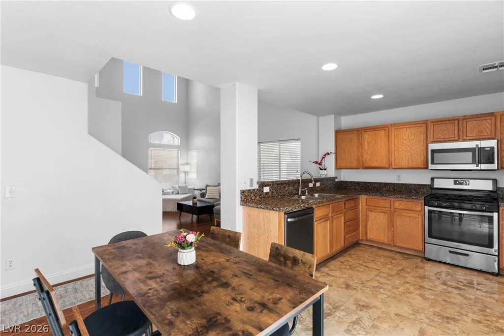 1446 Louisiana Lakes, Las Vegas, NV 89183