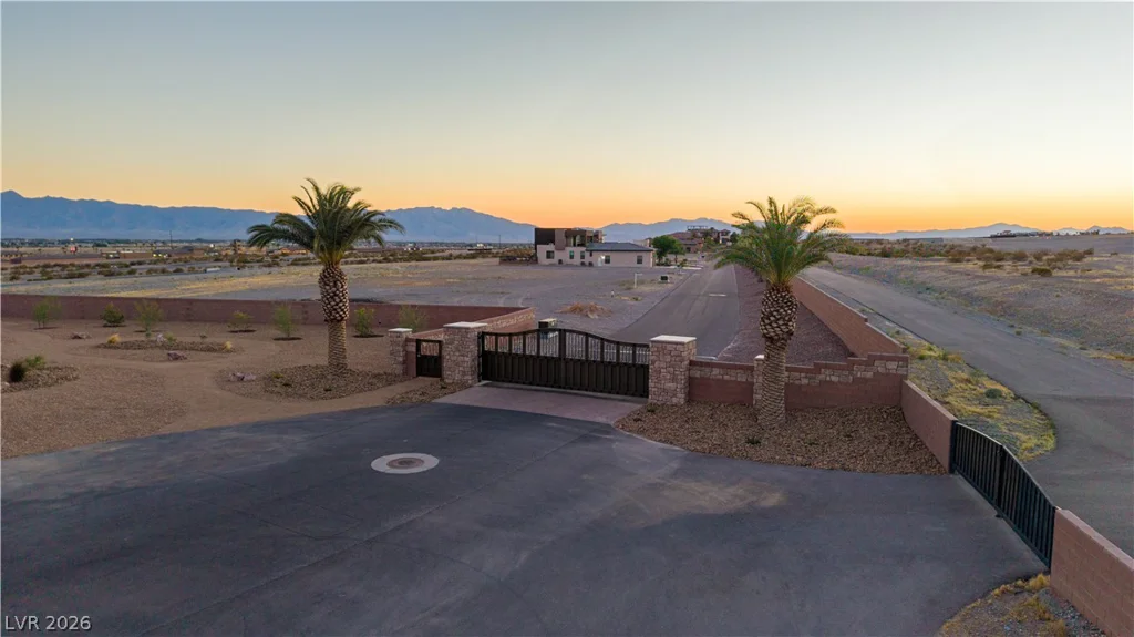 5985 Spring Mountain, Pahrump, NV 89048