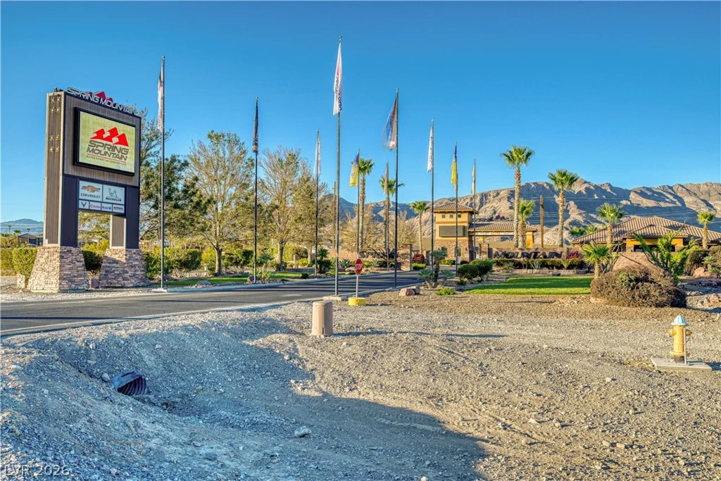 5985 Spring Mountain, Pahrump, NV 89048