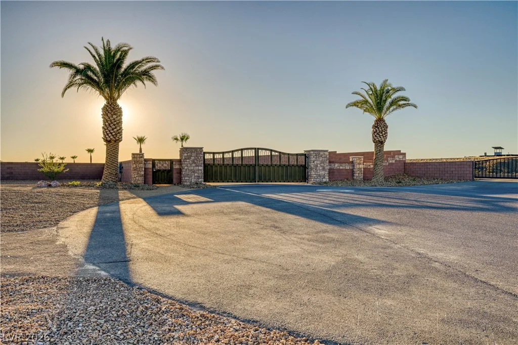 5985 Spring Mountain, Pahrump, NV 89048