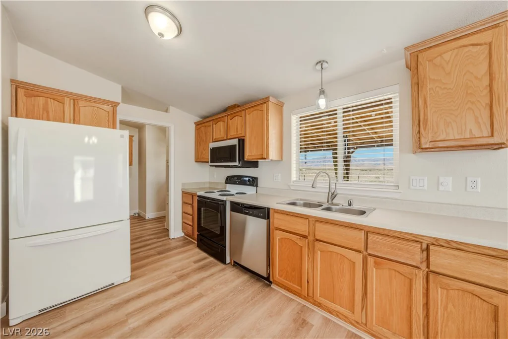 2220 Bannavitch, Pahrump, NV 89048