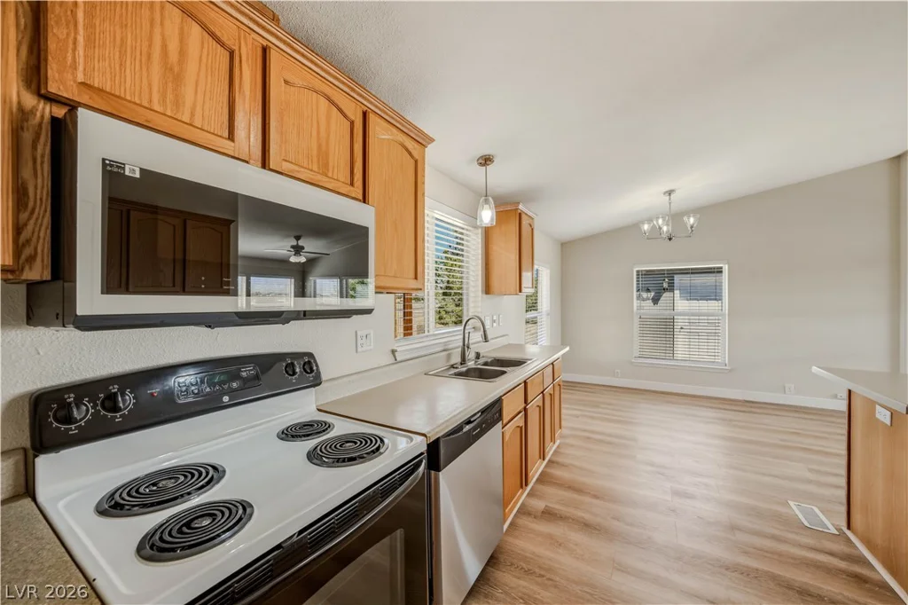 2220 Bannavitch, Pahrump, NV 89048