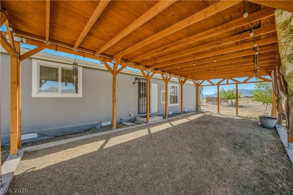 2220 Bannavitch, Pahrump, NV 89048