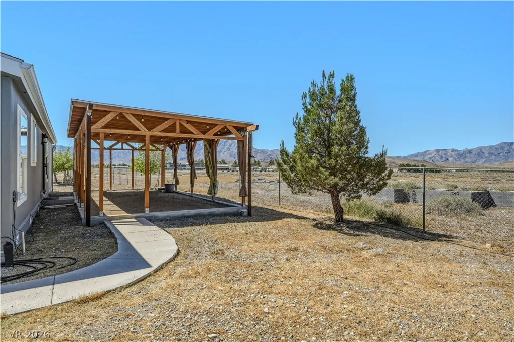 2220 Bannavitch, Pahrump, NV 89048