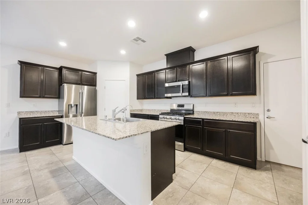 7232 Halo Falls, North Las Vegas, NV 89084