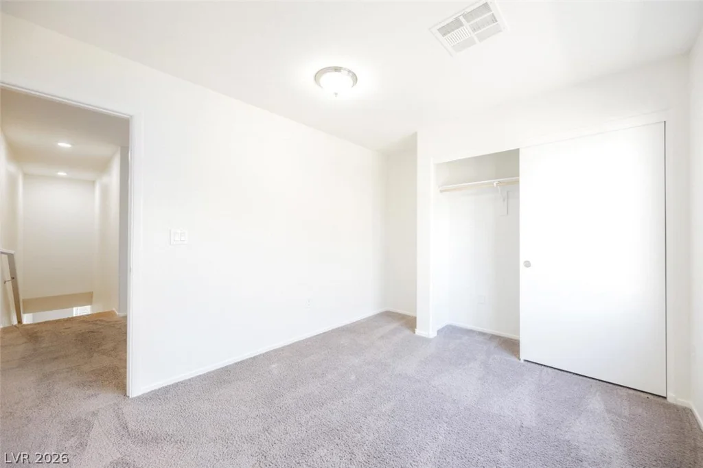 7232 Halo Falls, North Las Vegas, NV 89084
