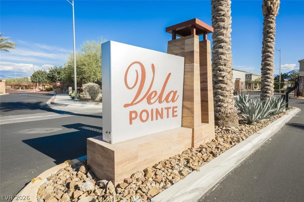 7232 Halo Falls, North Las Vegas, NV 89084