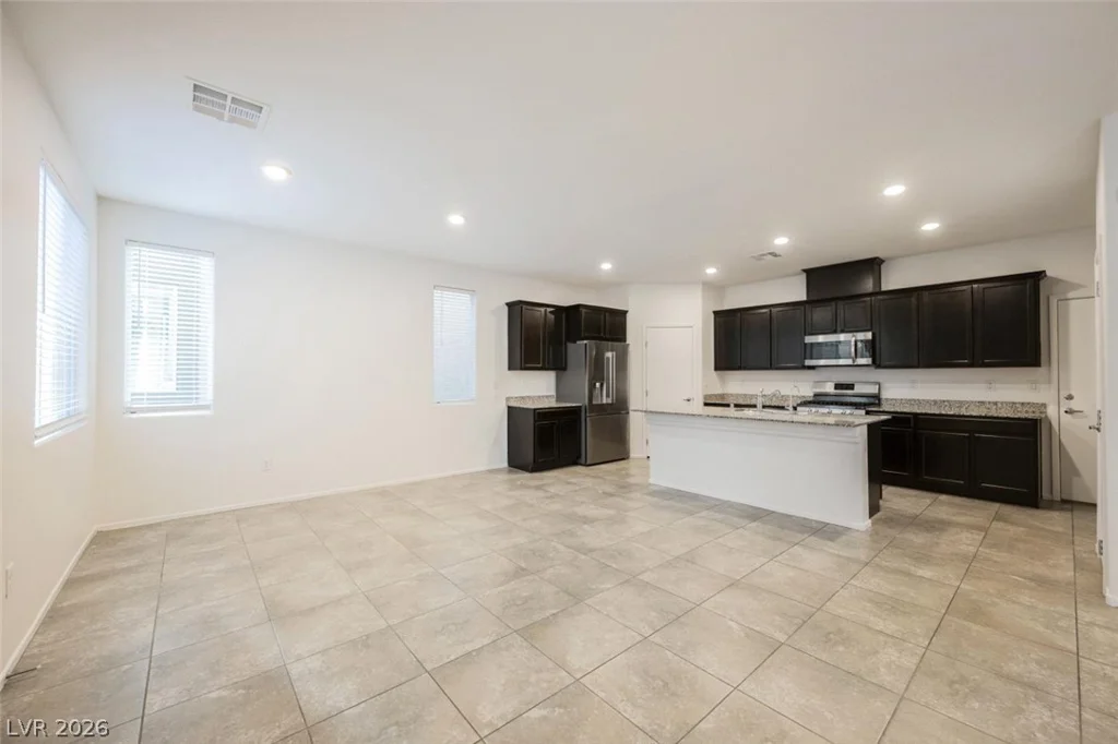 7232 Halo Falls, North Las Vegas, NV 89084