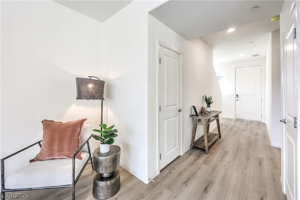 3824 Tropical Zen, North Las Vegas, NV 89081