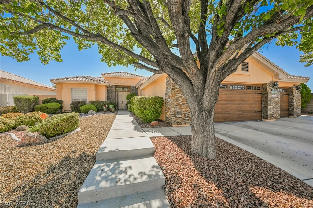 5494 Pine Ranch, Las Vegas, NV 89113