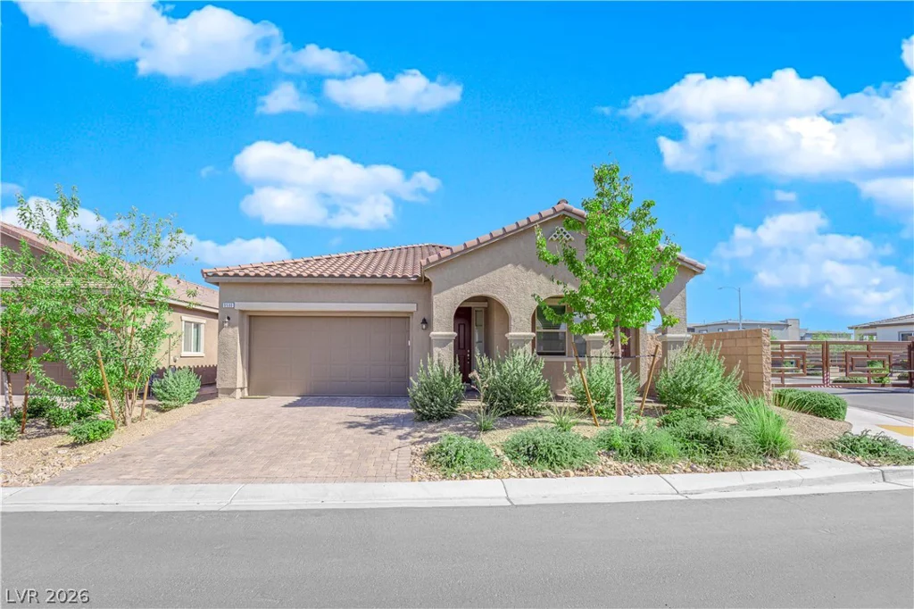 9590 Smiley Creek, Las Vegas, NV 89178