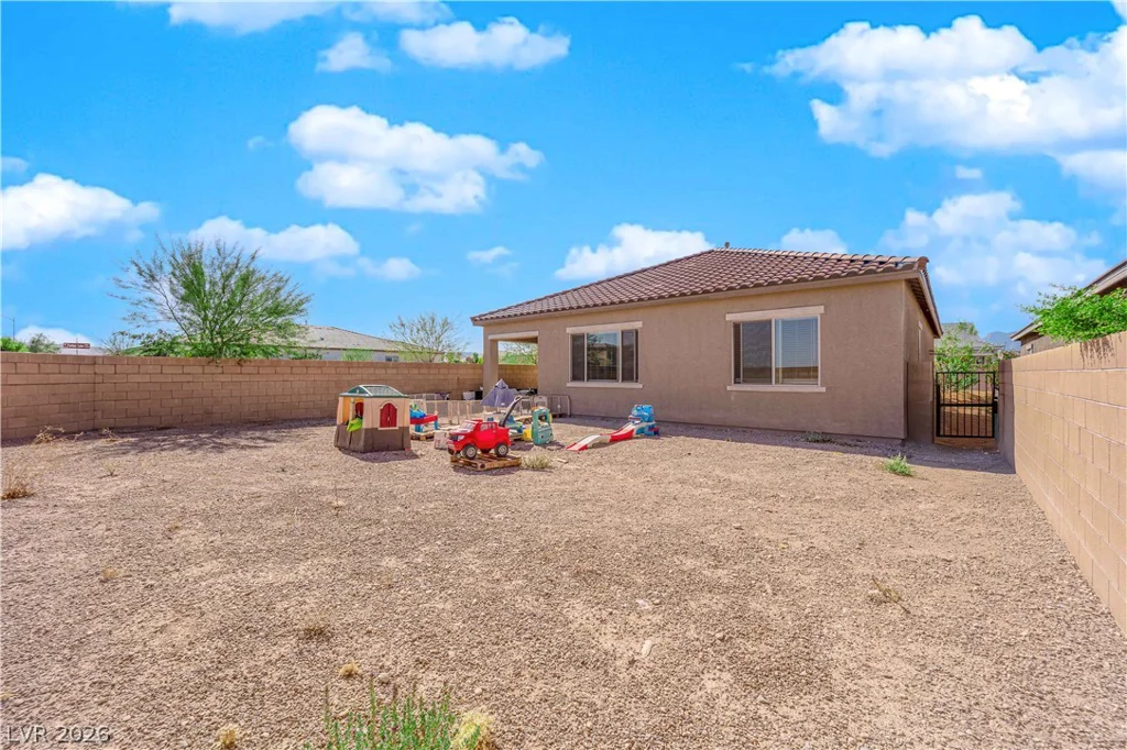9590 Smiley Creek, Las Vegas, NV 89178
