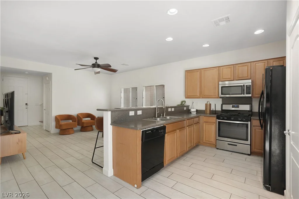 10553 Bandera Mountain, Las Vegas, NV 89166