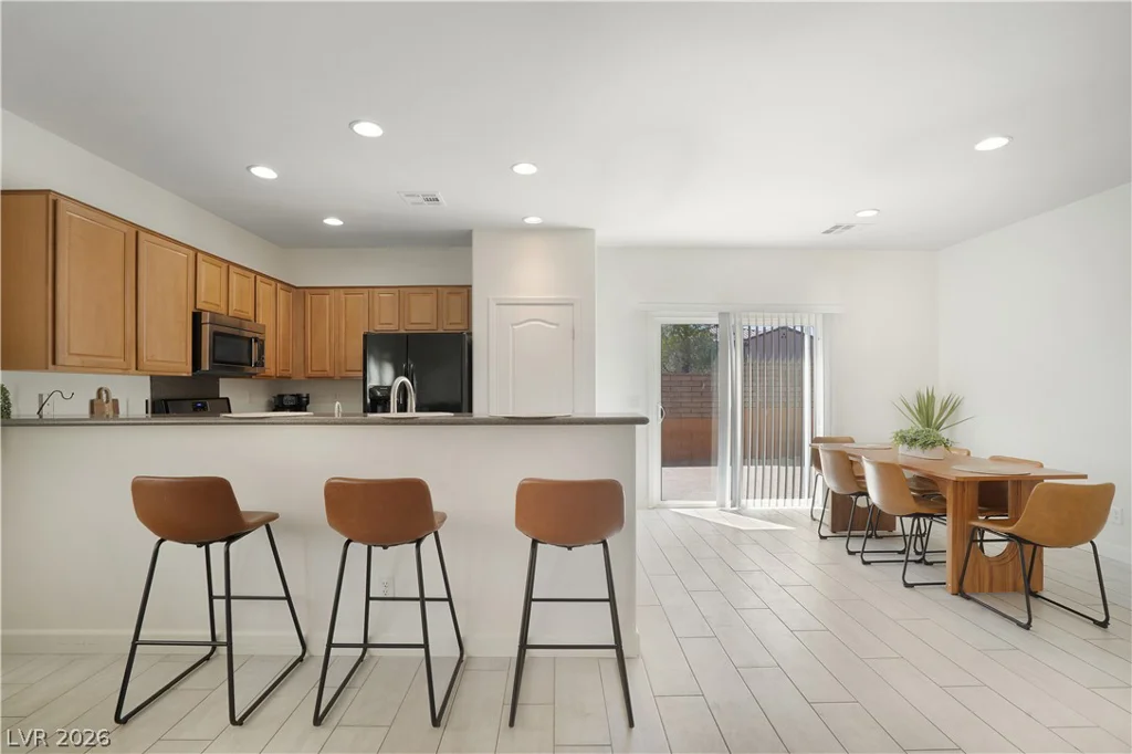 10553 Bandera Mountain, Las Vegas, NV 89166