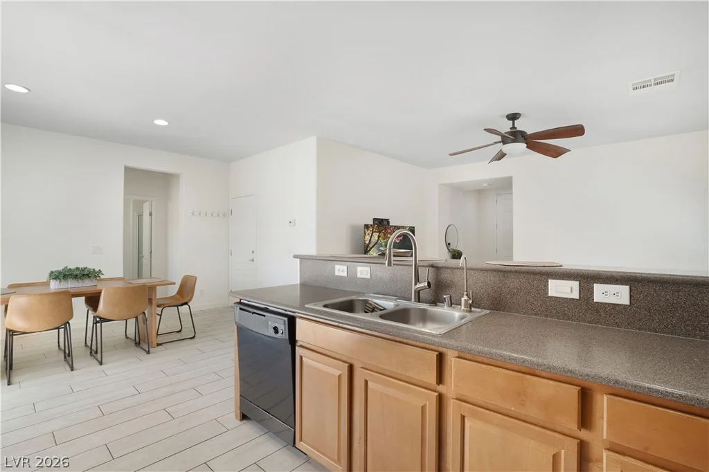 10553 Bandera Mountain, Las Vegas, NV 89166