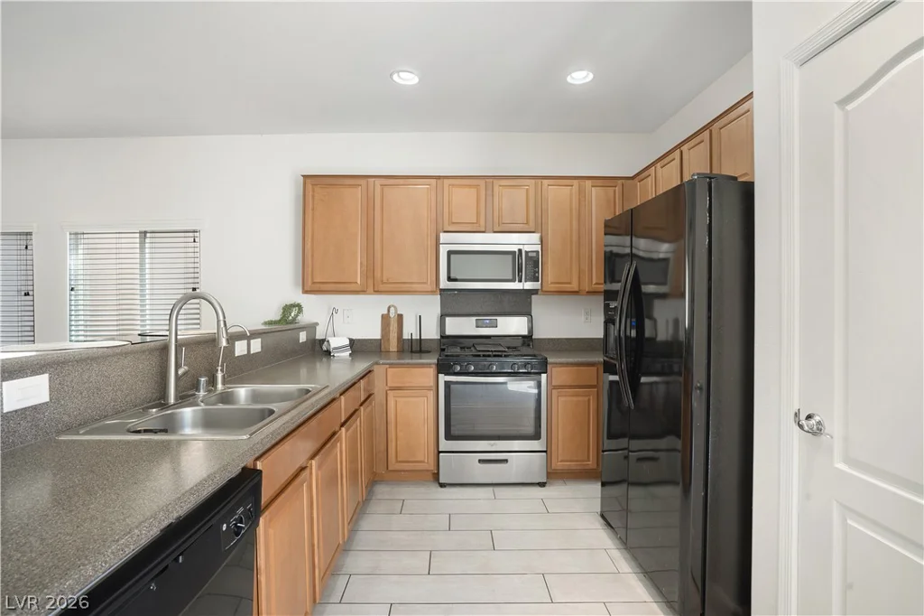 10553 Bandera Mountain, Las Vegas, NV 89166