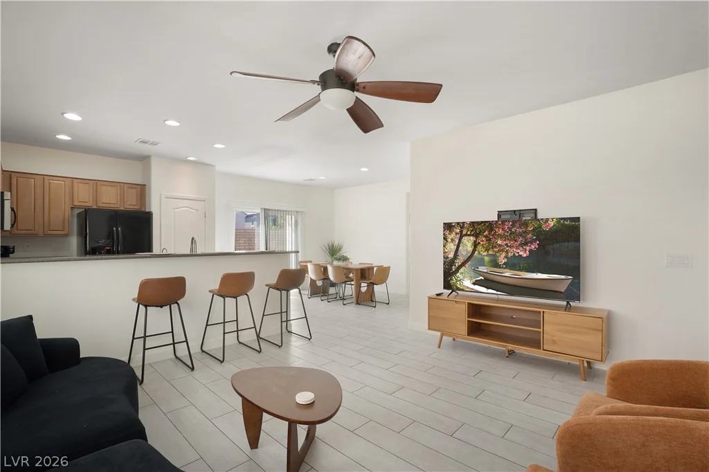 10553 Bandera Mountain, Las Vegas, NV 89166