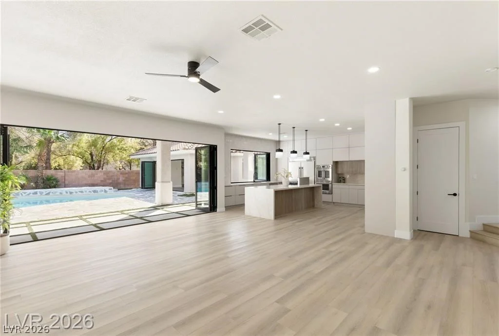 10626 San Vercelli, Las Vegas, NV 89141