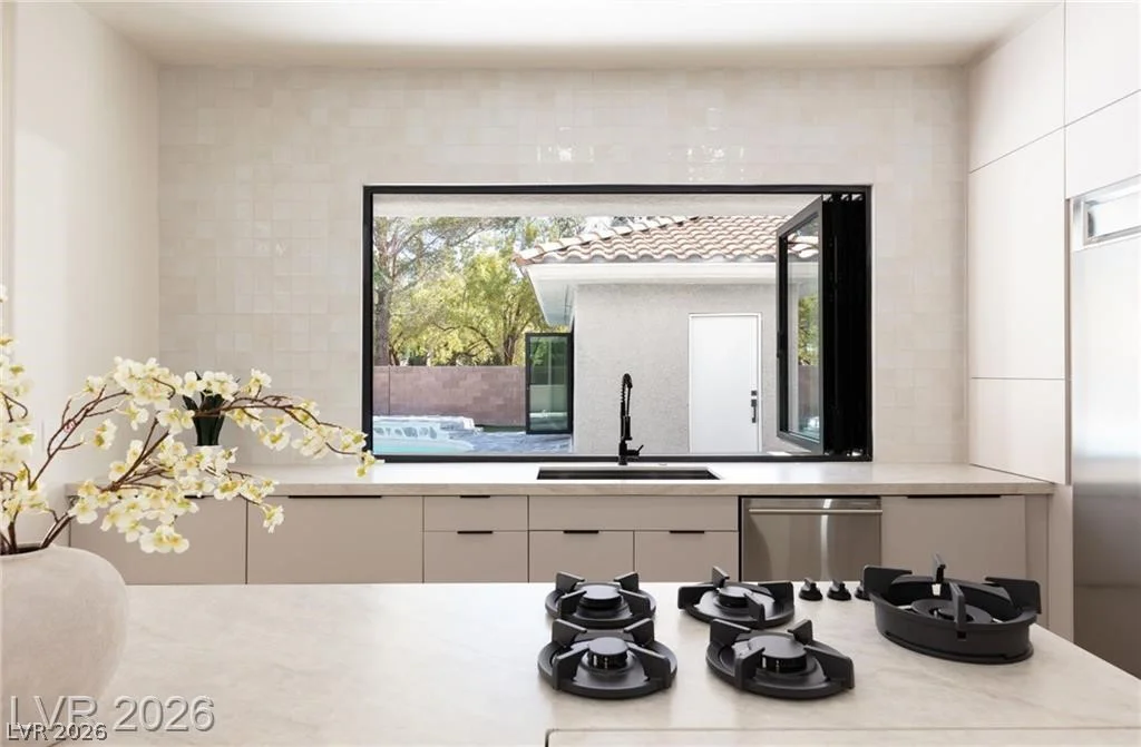 10626 San Vercelli, Las Vegas, NV 89141