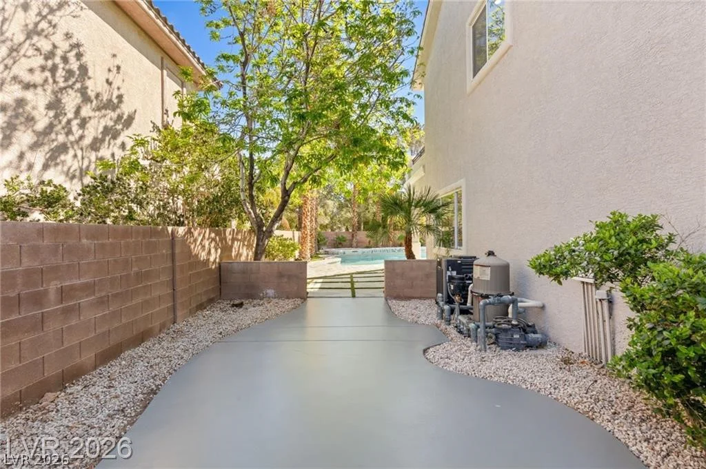 10626 San Vercelli, Las Vegas, NV 89141