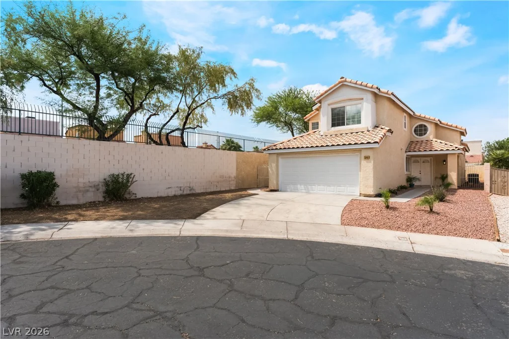 5348 Desert Blossom, Las Vegas, NV 89107