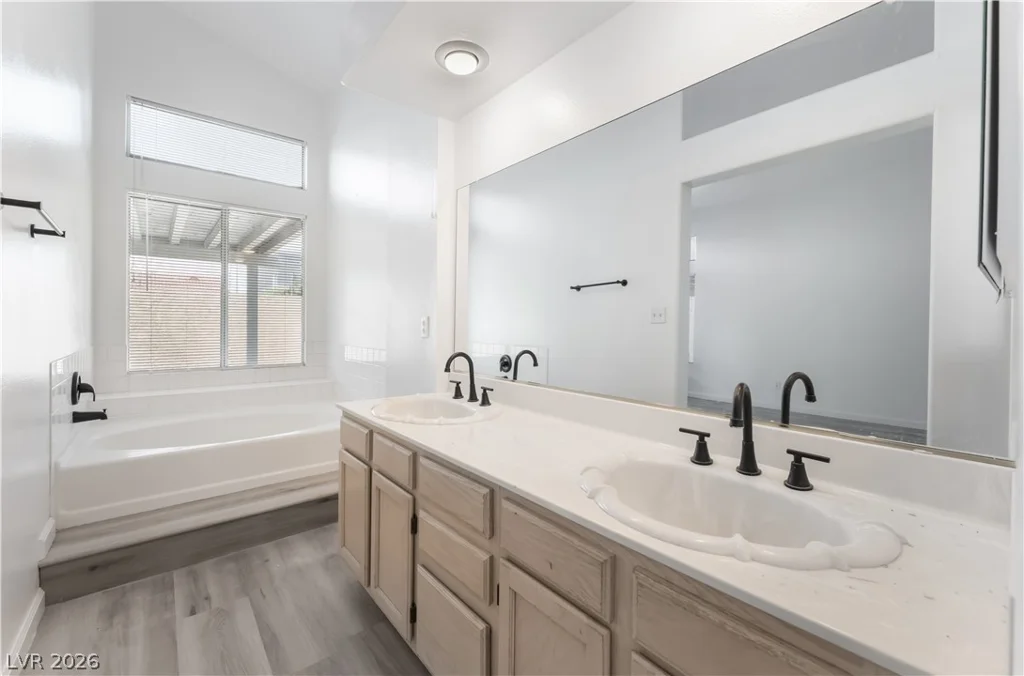 5348 Desert Blossom, Las Vegas, NV 89107