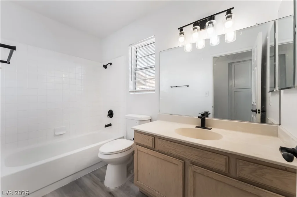5348 Desert Blossom, Las Vegas, NV 89107