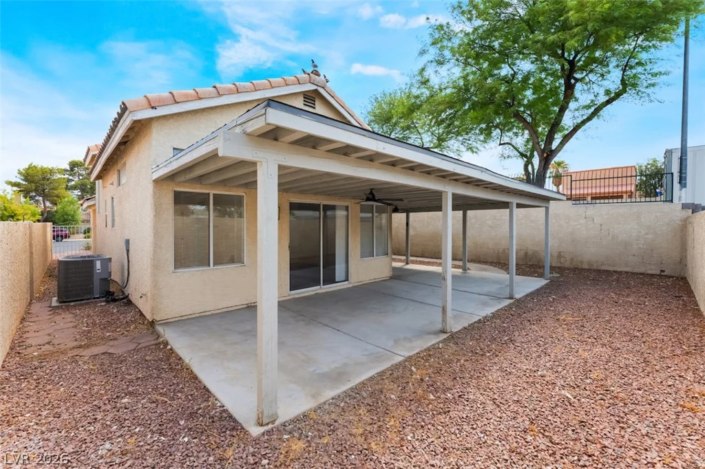 5348 Desert Blossom, Las Vegas, NV 89107