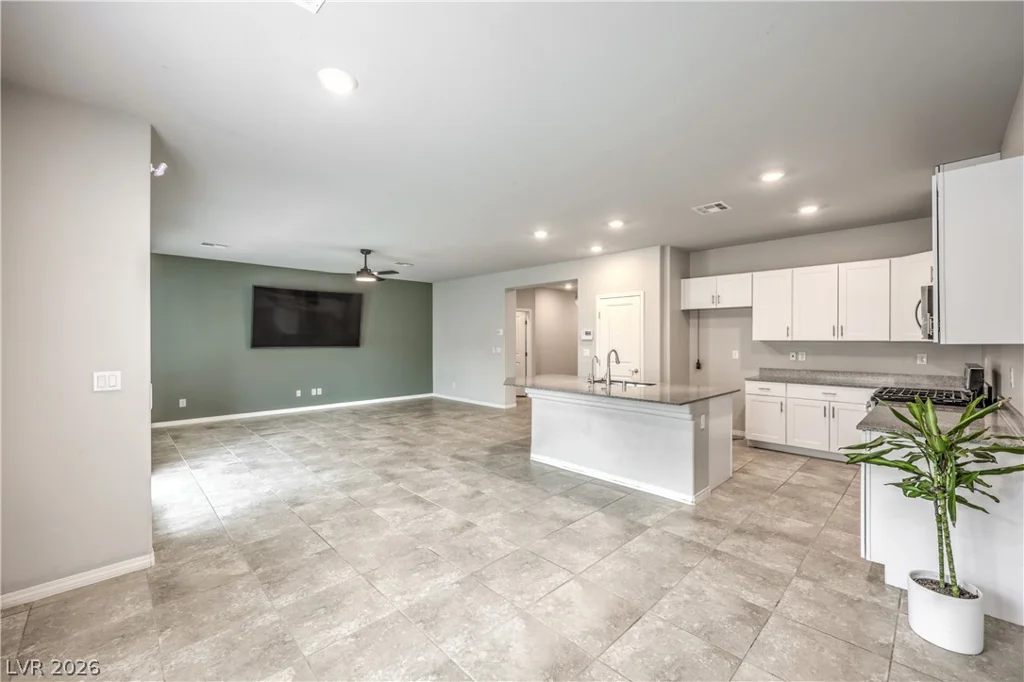 941 WILLOW BERRY, North Las Vegas, NV 89032