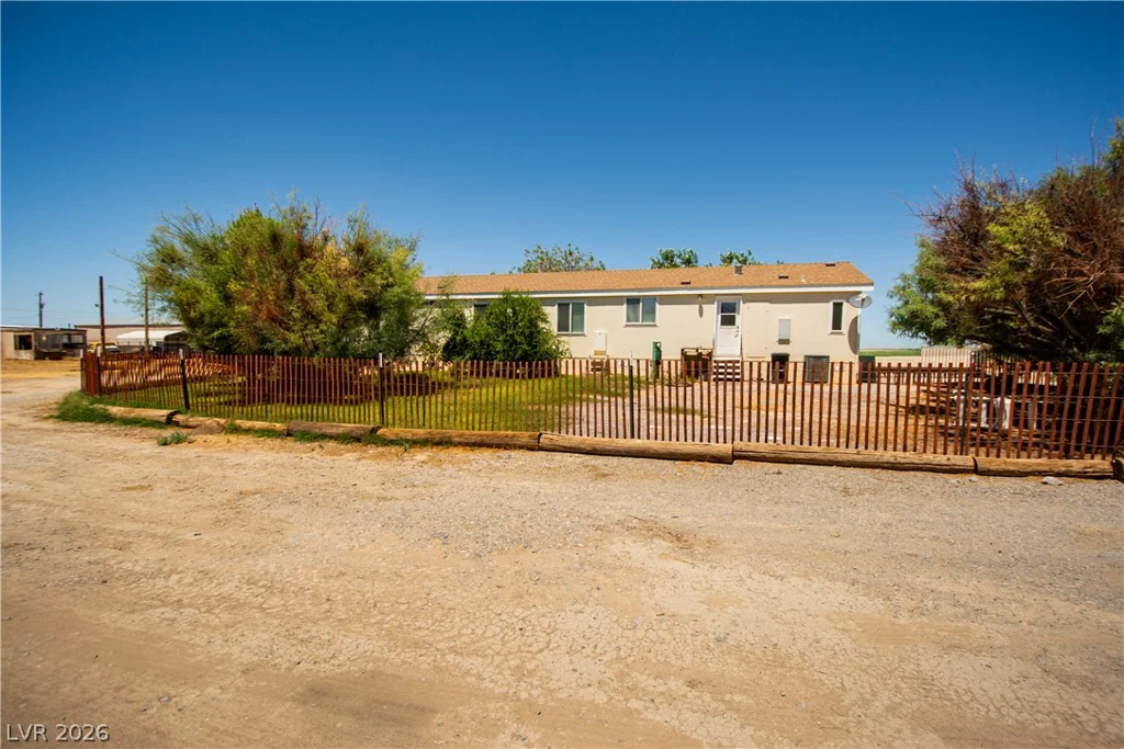 6530 Camelot, Pahrump, NV 89061