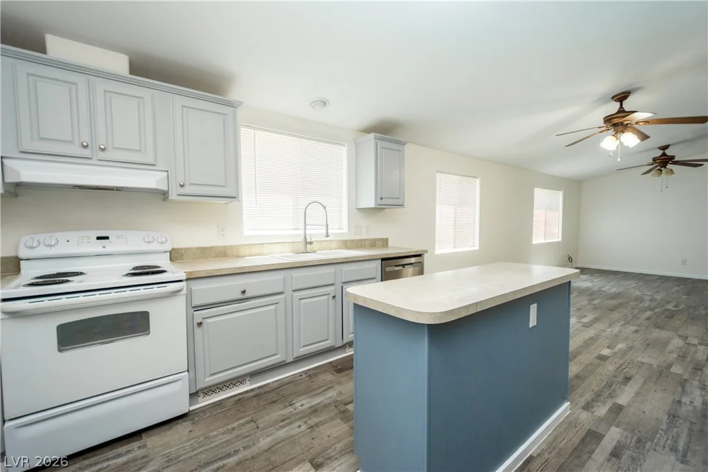 6530 Camelot, Pahrump, NV 89061