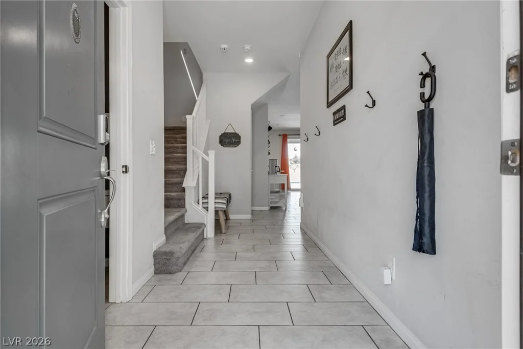 9273 Bluemist Falls, Las Vegas, NV 89123
