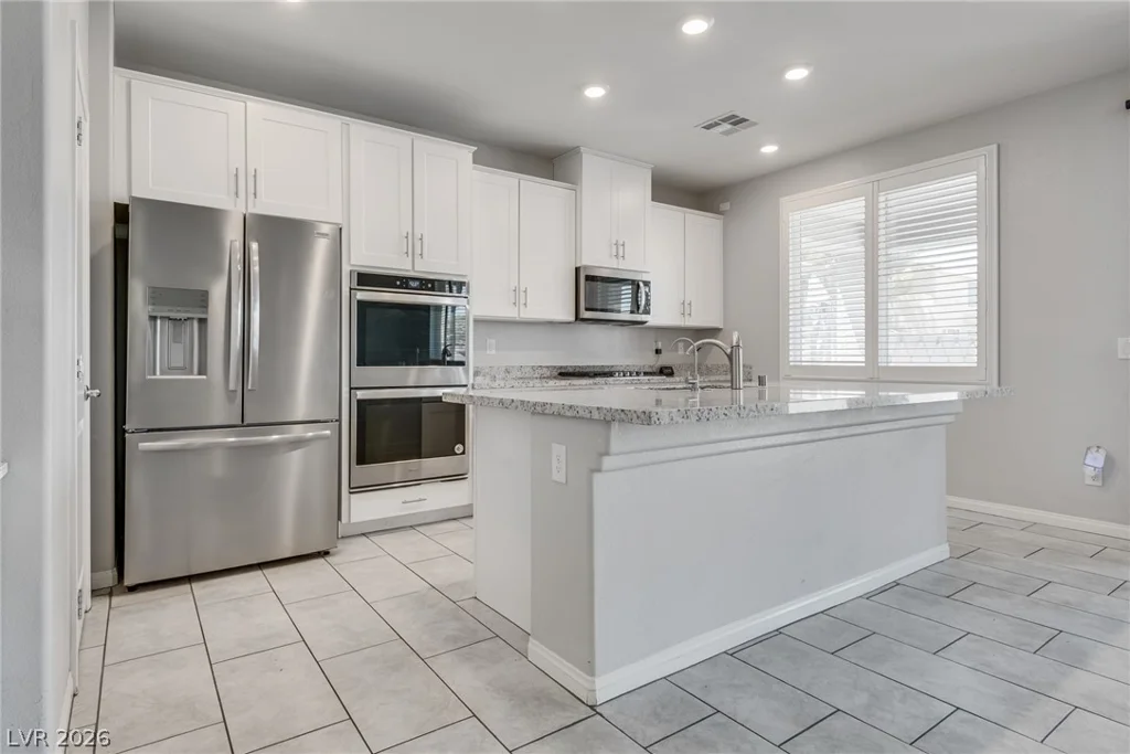 9273 Bluemist Falls, Las Vegas, NV 89123