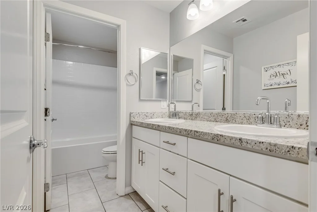 9273 Bluemist Falls, Las Vegas, NV 89123