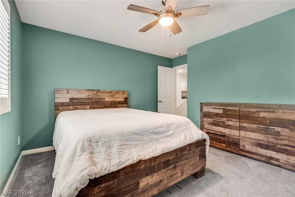 9273 Bluemist Falls, Las Vegas, NV 89123