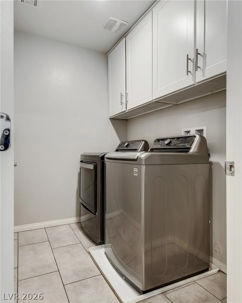 9273 Bluemist Falls, Las Vegas, NV 89123