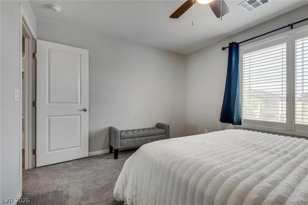 9273 Bluemist Falls, Las Vegas, NV 89123